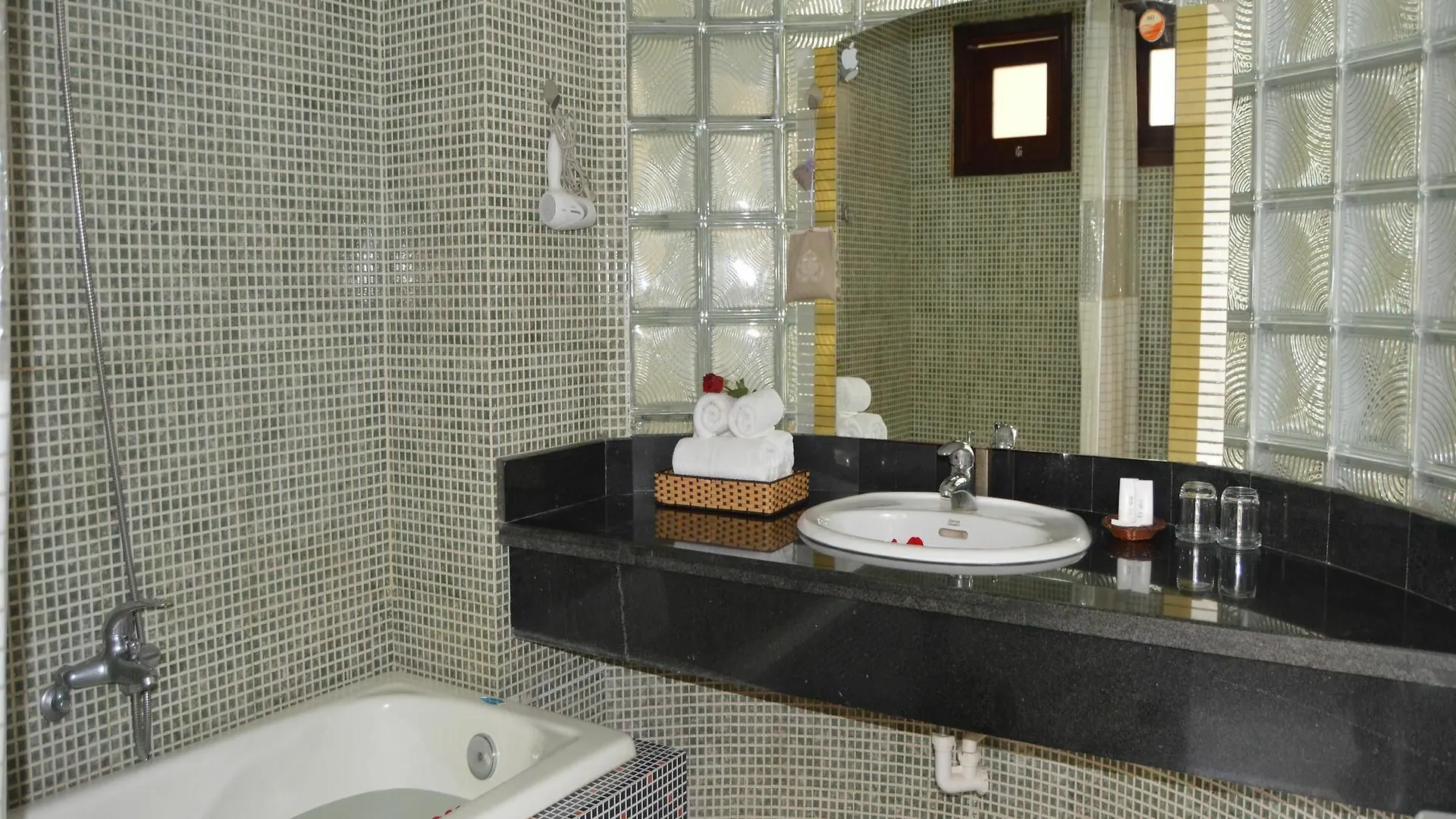 Orchids Homestay Hoi An 0*,  Vietname